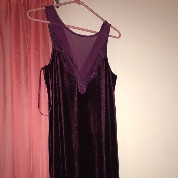 Velvet short dress - Picture 1 of 1
